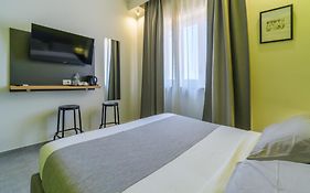 Room 65